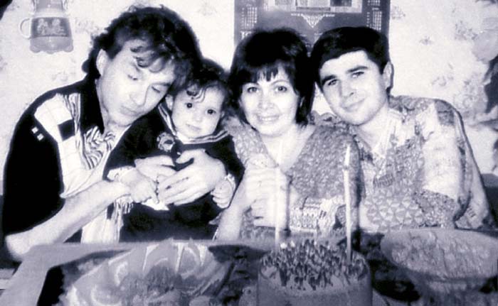 Александр Барыкин и первая жена Галина с детьми Георгием и Кирой