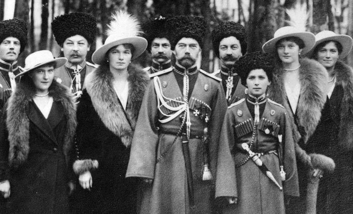 Цесаревич Алексей Николаевич с семьей