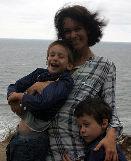 Елена Александрова с сыновьями