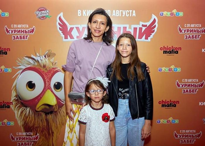 Елена Борщева с дочерьми