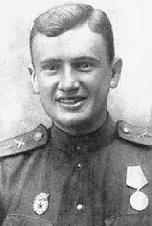 Евгений Весник во время войны