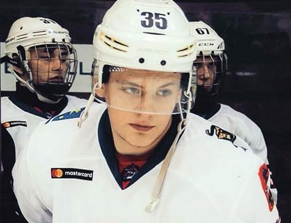 Максим Моргенштерн хоккей
