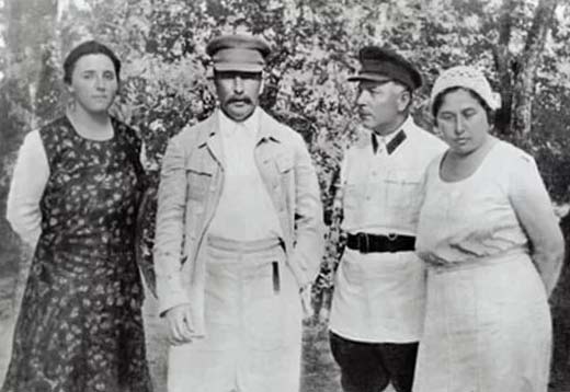 Надежда Аллилуева и Иосиф Сталин