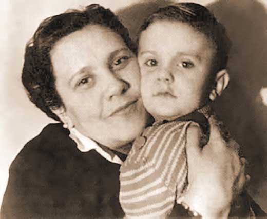 Никита Михалков мама
