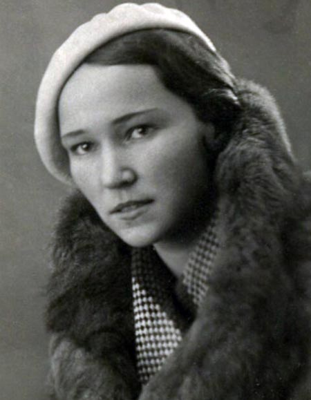 Антонина Титова первая жена Николая Ежова