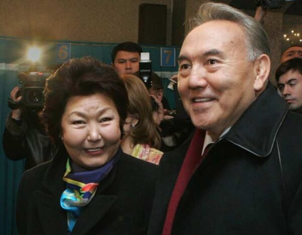 Нурсултан Назарбаев с женой