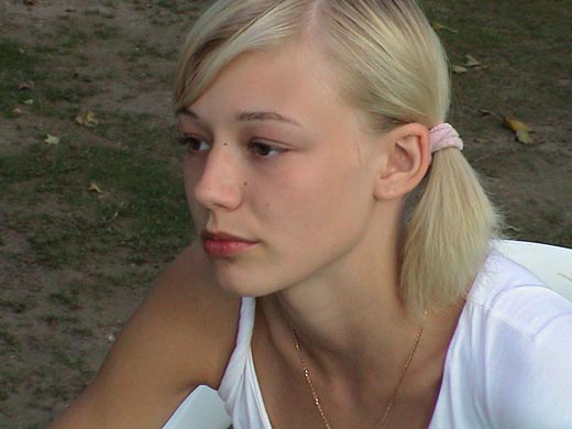 Оксана Акиньшина в юности