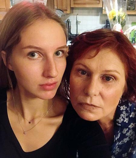 Полина Виторган и мать Виктория Верберг