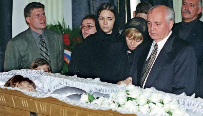 Похороны Раисы Горбачевой