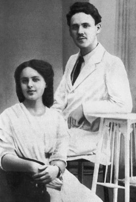 Самуил Маршак с женой