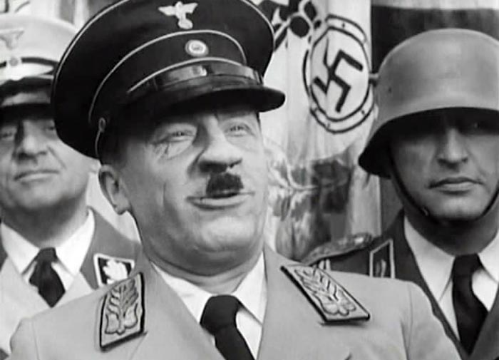 Сергей Мартинсон в роли Гитлера