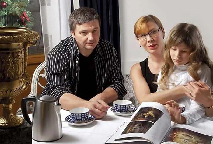 Сергей Великанов и Дарья Юргенс с дочерью Александрой
