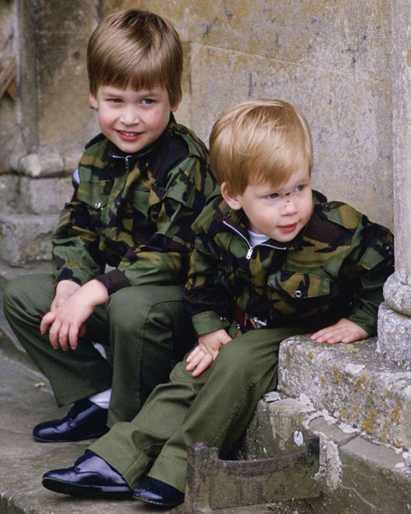Принц Уильям в детстве с братом